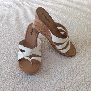 Makalu California Ailani white strappy cork wedge slide sandals 8.5